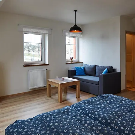 Trosky Apartment *
